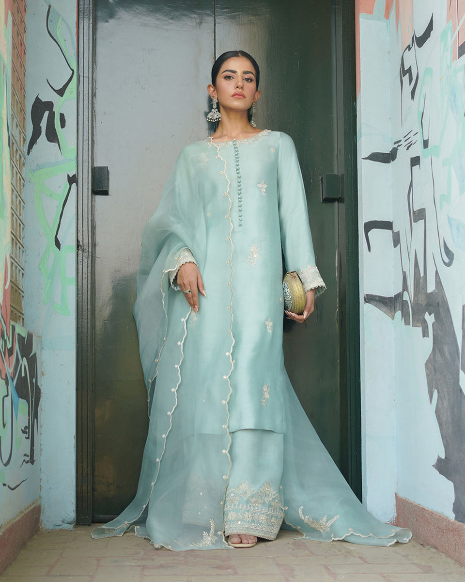 Calista – Faiza Saqlain