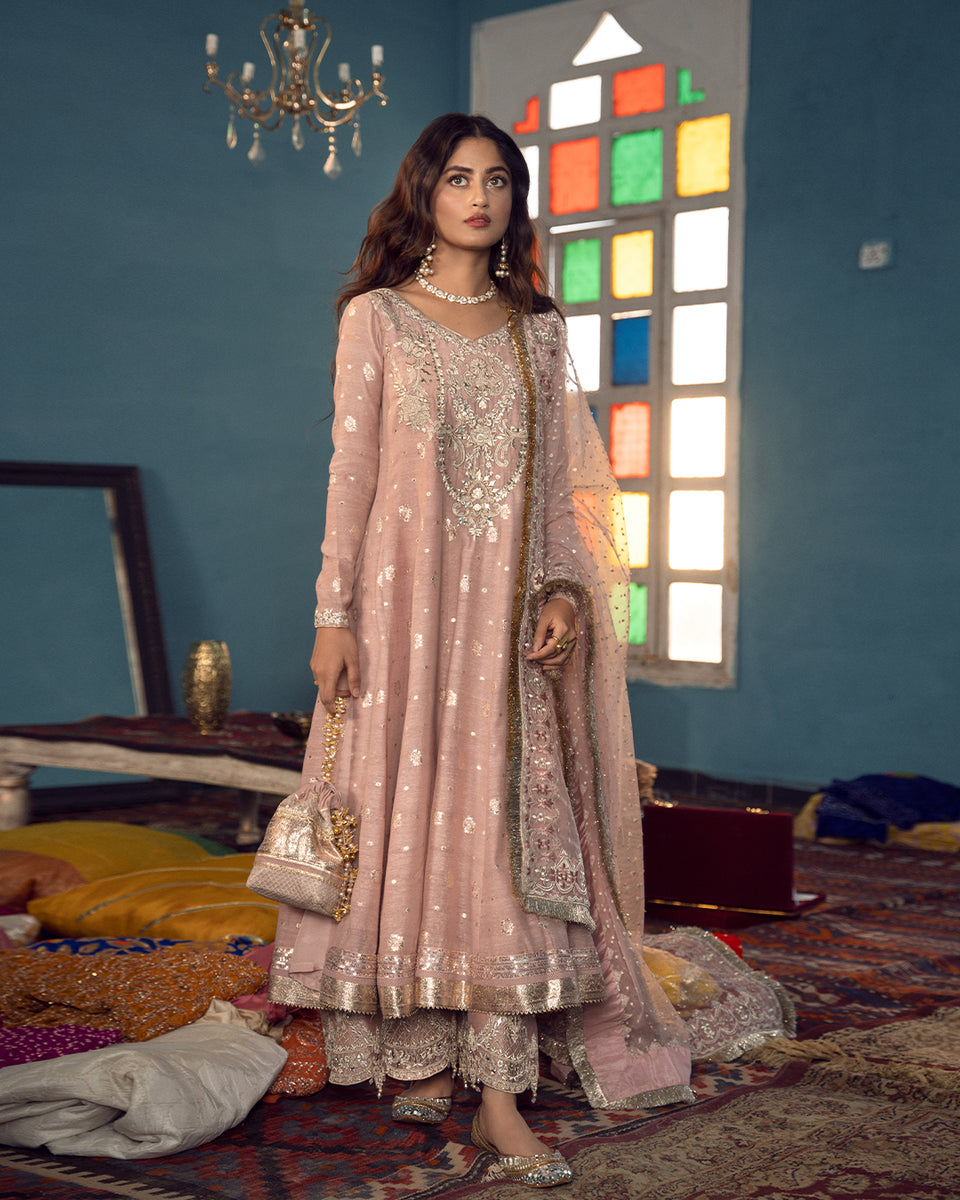 faiza saqlain pink dress Faiza Saqlain Bridal Pakistani Lehenga