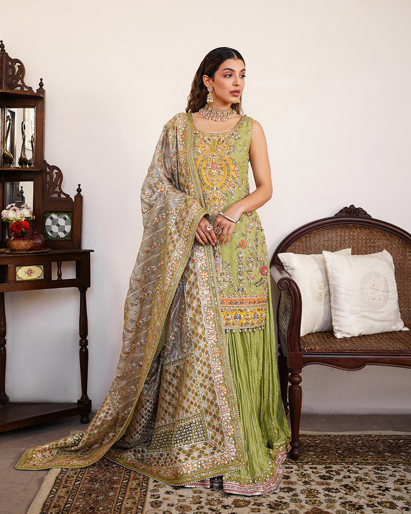 faiza saqlain green dress Selin Faiza Saqlain