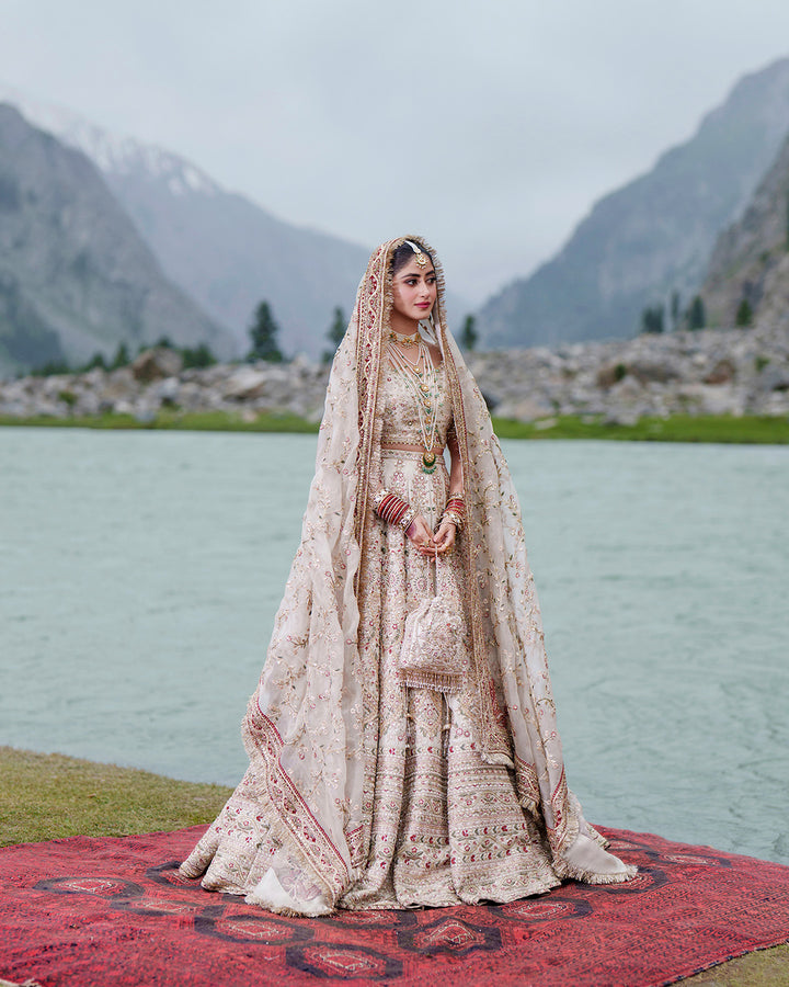 Parisa - photo 1