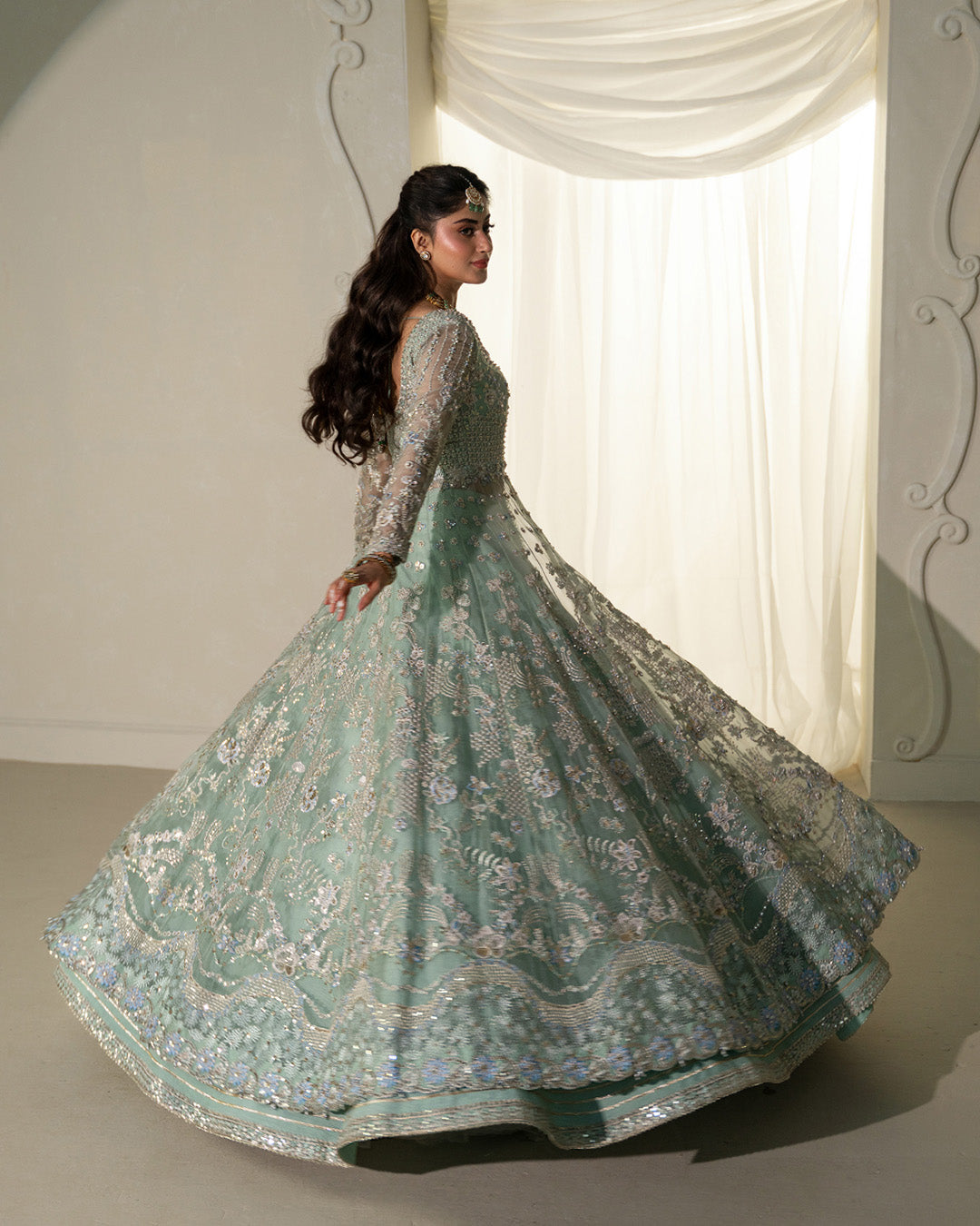 faiza saqlain green dress Nazay Faiza Saqlain