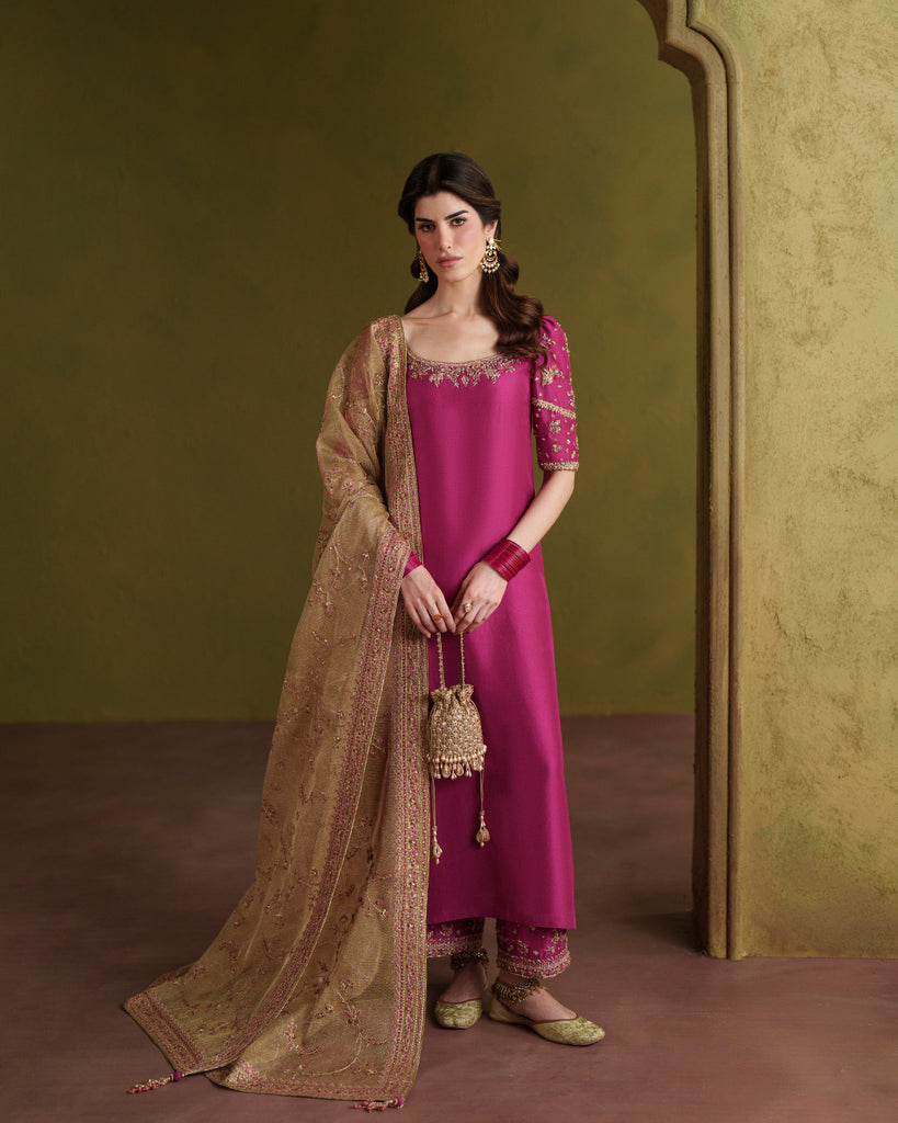 Luxe Formals Faiza Saqlain Luxe Formals Faiza Saqlain